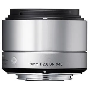 Objectif Hybride Sigma 19mm f/2.8 DN Art Silver pour Micro 4/3Vendu parrakuten