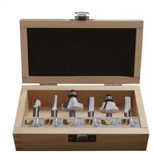 Comparateur de prix : Coffret de 6 fraises MAKITA D-53540 pour défonceuse (queue 8mm)