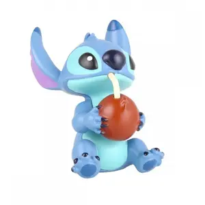 Enesco Figurine Disney Showcase - Lilo Et Stitch - Stitch Avec Noix De Coco pas cher