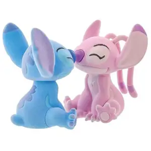 Comparateur de prix : ENESCO Figurine Disney - Lilo & Stitch - Stitch Et Angel S'embrassent (window Box)