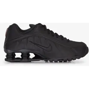 Comparateur de prix : Chaussure Nike Shox R4 pour femme - Noir 36 AR3565-004