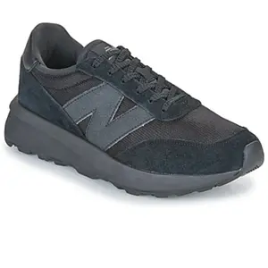 Baskets New Balance 370 noir pur - 40 pas cher