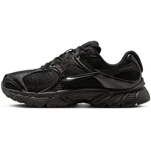 Baskets femme Nike V5 RNR Noir 37,5 HQ7901-001 pas cher