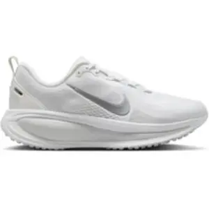 Chaussures de running femme Nike Vomero 18 Blanc 44,5 HM6804-104 pas cher