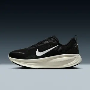Chaussures de running femme Nike Vomero 18 Noir 35,5 HM6804-005 pas cher