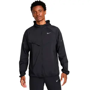 Comparateur de prix : Nike Stride Veste Running Hommes - Noir, Taille M