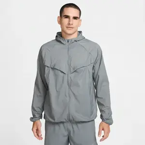 Short Nike Stride Gris L HV4548-084 pas cher