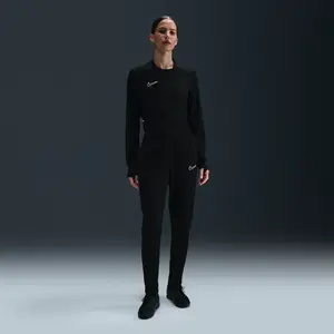 Comparateur de prix : Pantalon de survêtement femme Nike Academy25 Noir M HM0761-010