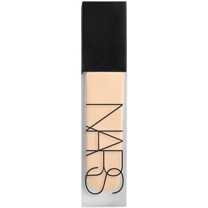 NARS Natural Matte Longwear Foundation - Fond de teint mat longue duré... pas cher