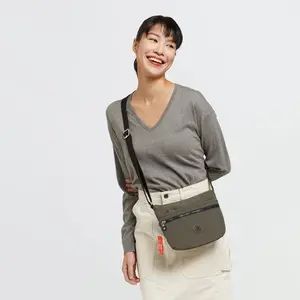 Comparateur de prix : Kipling ARTO S Petit sac à bandoulière, Green Moss (Vert)