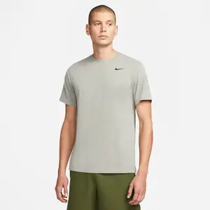 T-shirt de fitness Nike Dri-FIT pour homme - Vert M AR6029-320Vendu pari-run