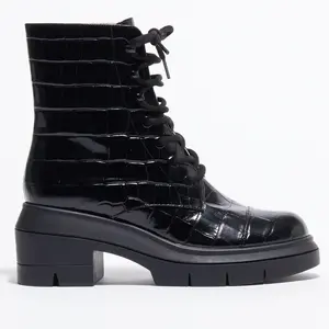 Stuart Weitzman - Boots en Cuir effet croco Nisha noires - Talon 7,5 c...Vendu parbazarchic