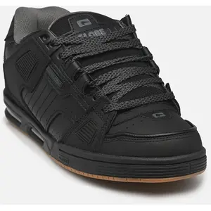 Comparateur de prix : Chaussures de skateboard Globe Sabre Noir 42 GBSABR-15252