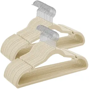 SONGMICS Cintres en velours antiglisse, Beige Sable / 50 pas cher