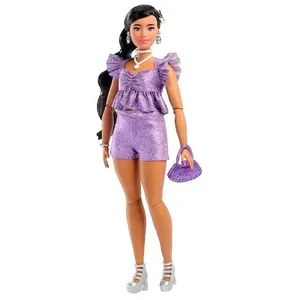 Comparateur de prix : Mattel Poupée Deluxe Métallique Avec Tenue Barbie
