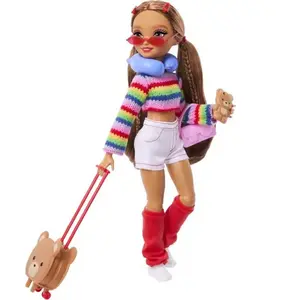Barbie DREAM BESTIES WEEKEND GETAWAY TERESA Doll and Accessories pas cher