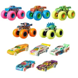 Comparateur de prix : Hot Wheels - Coffret 5 Monster Trucks Et 5 Vehicules 1:64eme Pour Enfant