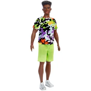 Barbie - Ken Fashionista Camouflage - Poupée Mannequin - Dès 3 ans pas cher