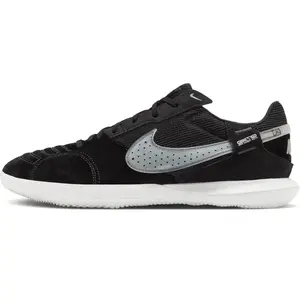 Comparateur de prix : Chaussure de foot basse Nike Streetgato - Noir 38.5 DC8466-010