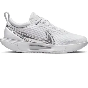 Nike Femme Nikecourt Zoom Pro Women's Hard Court Tennis Shoes, White/Metallic Silver, 39 EU pas cher
