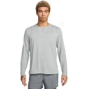 Nike Dri-Fit Miler Vêtements homme Gris/argent M