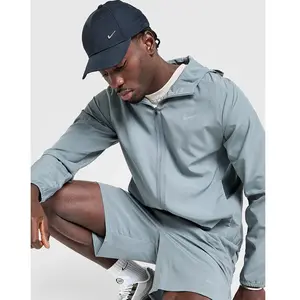 Comparateur de prix : Veste de survêtement à capuche Nike Form Gris XL FB7482-084