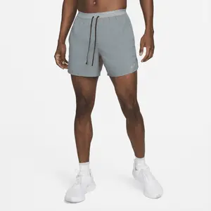 Short Nike Dri-FIT Stride Gris S Long DM4755-084 pas cher
