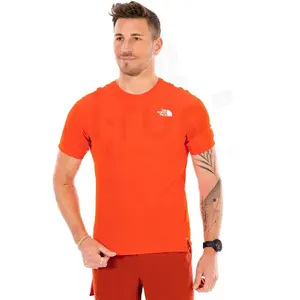 The North Face T-shirt De Course Summit High Trail Run Pour Homme Lava... pas cher
