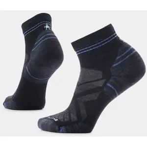 Smartwool - Hike Targeted Cushion Ankle - Chaussettes randonnée femme Black - S (34 - 37) pas cher