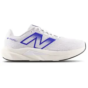 New Balance FuelCell Propel v5 pas cher