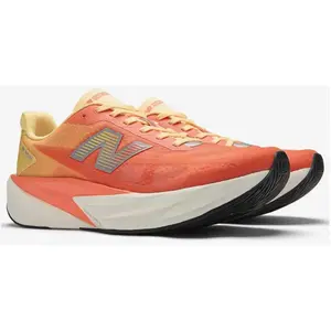 New Balance FuelCell Rebel v5 pas cher
