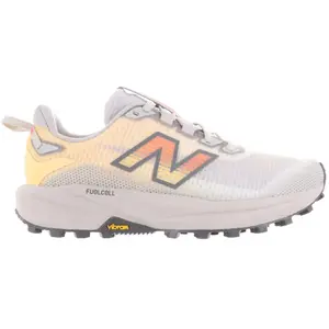 Chaussures de trail New Balance Fuelcell Rebel Trail - Femme - 39