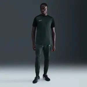 Comparateur de prix : Pantalon de foot Therma-FIT Nike Strike pour homme - Vert L FZ0570-390
