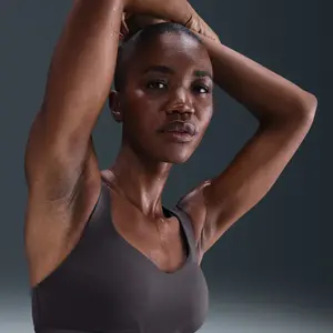 Brassière maintien élevé femme Nike Indy Gris  FD1068-036 pas cher
