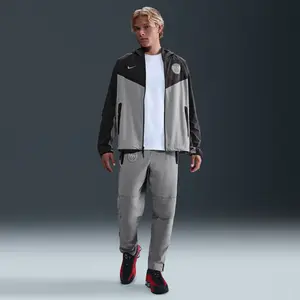 Comparateur de prix : Nike Pantalon de survêtement PSG Tech OH TA 2025/26 Gris 2XL HQ4982-073