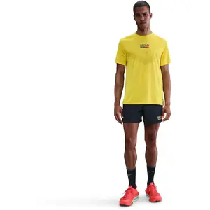 Nike Stride City Marathon Berlin vêtement running homme Jaune/or XL pas cher