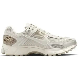 Nike Zoom Vomero 5 Beige pas cher