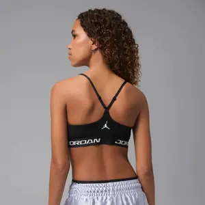 Brassière de sport réglable rembourrée Jordan Sport Essentials pour fe... pas cher