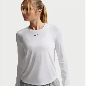 Haut à manches longues Dri-FIT Nike One Classic pour femme - Blanc XS ... pas cher