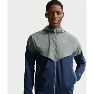 Veste de running Nike Impossibly Light Windrunner pour homme - Gris M ...Vendu parfoot-locker