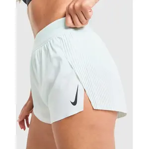 Nike AeroSwift Short de running Femmes - menthe, noir, Taille XL pas cher