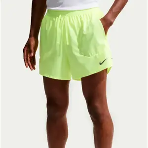 Nike Stride Vêtements homme Vert M pas cher