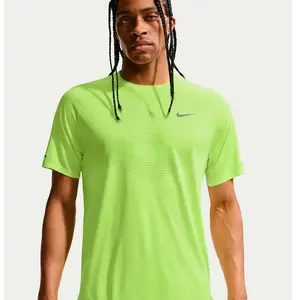 Comparateur de prix : T-shirt running nike dfadv stride ss pour homme , jaune XL HV5203-737