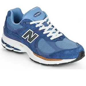 Chaussures New Balance 2002R bleu foncé bleu blanc marron - 42