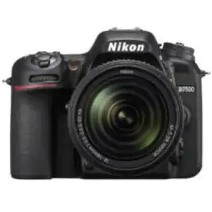 Nikon D7500 + AF-S DX 18-140mm f/3.5-5.6 G ED VRVendu parmiss-numerique