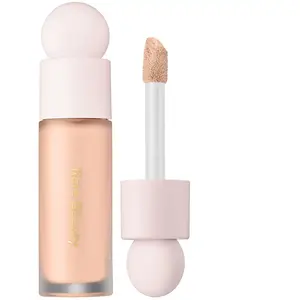 Rare Beauty Liquid Touch Brightening Concealer (150C) pas cher