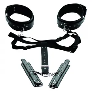 Master Series XR Brands - Harnais de bondage avec menottes mains et chevilles - Noir