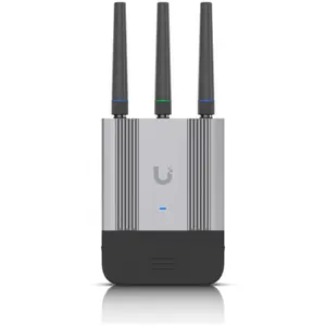 Ubiquiti UMR-Industrial Routeur de réseau cellulaire UMR-INDUSTRIAL pas cher