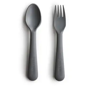 mushie Cuillère et fourchette enfant PP, gris fumé pas cher