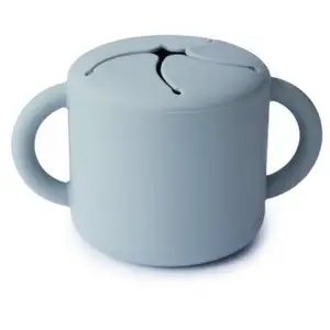 Mushie Tasse pour Snacks Silicone Powder Blue 12 Mois 1ut pas cher